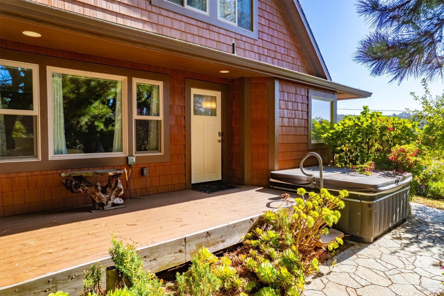 43500 Crispin Road Manchester CA 95459