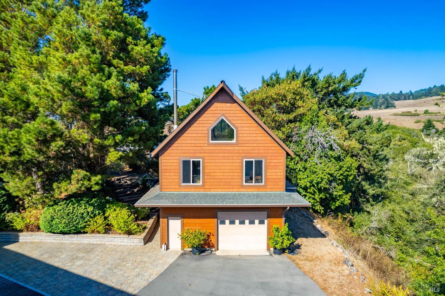 43500 Crispin Road Manchester CA 95459