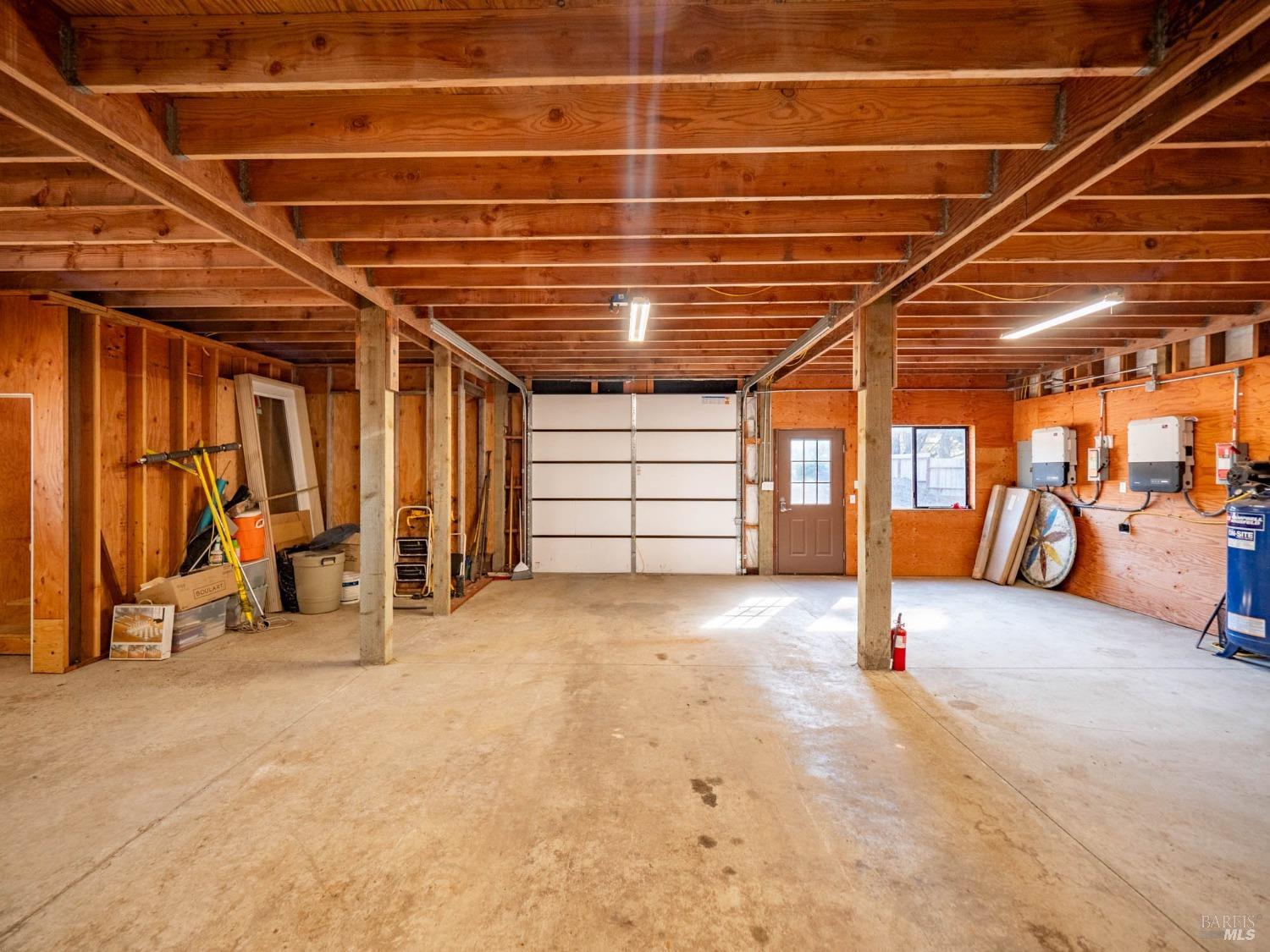 43500 Crispin Road Manchester CA 95459