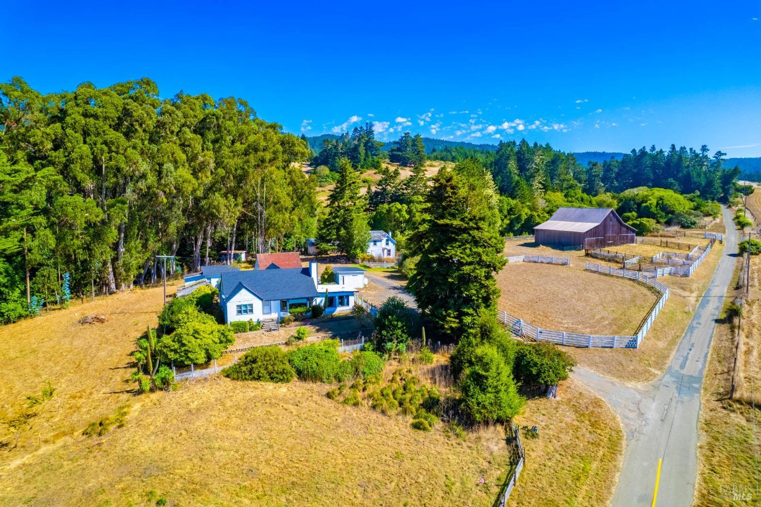 43500 Crispin Road Manchester CA 95459