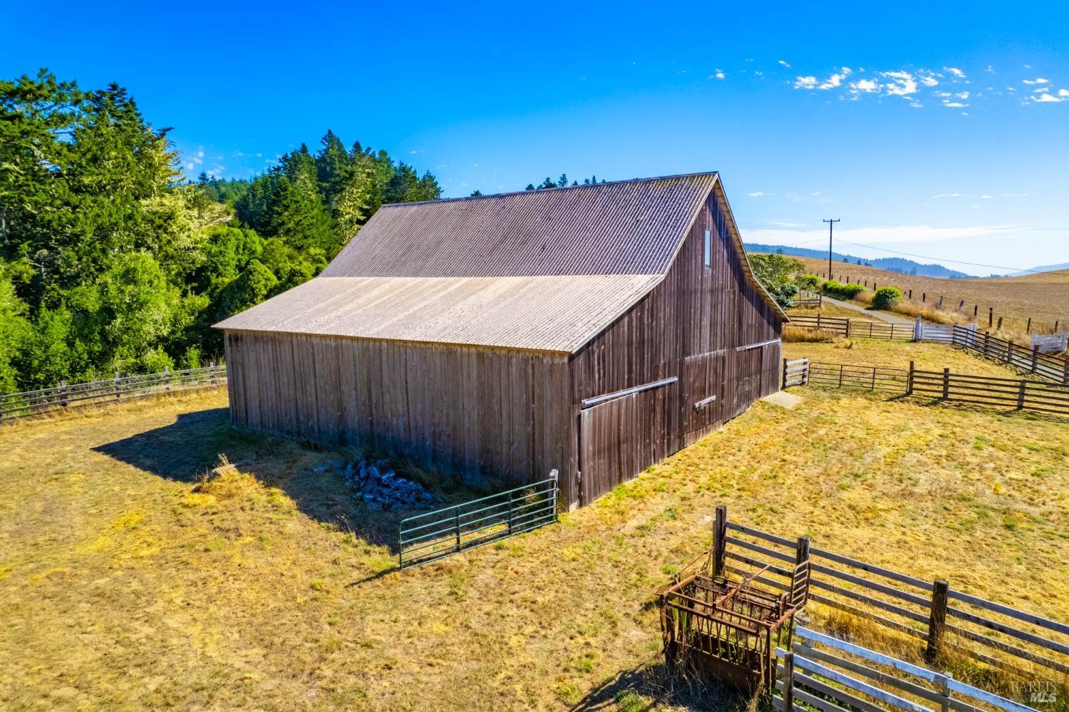 43500 Crispin Road Manchester CA 95459