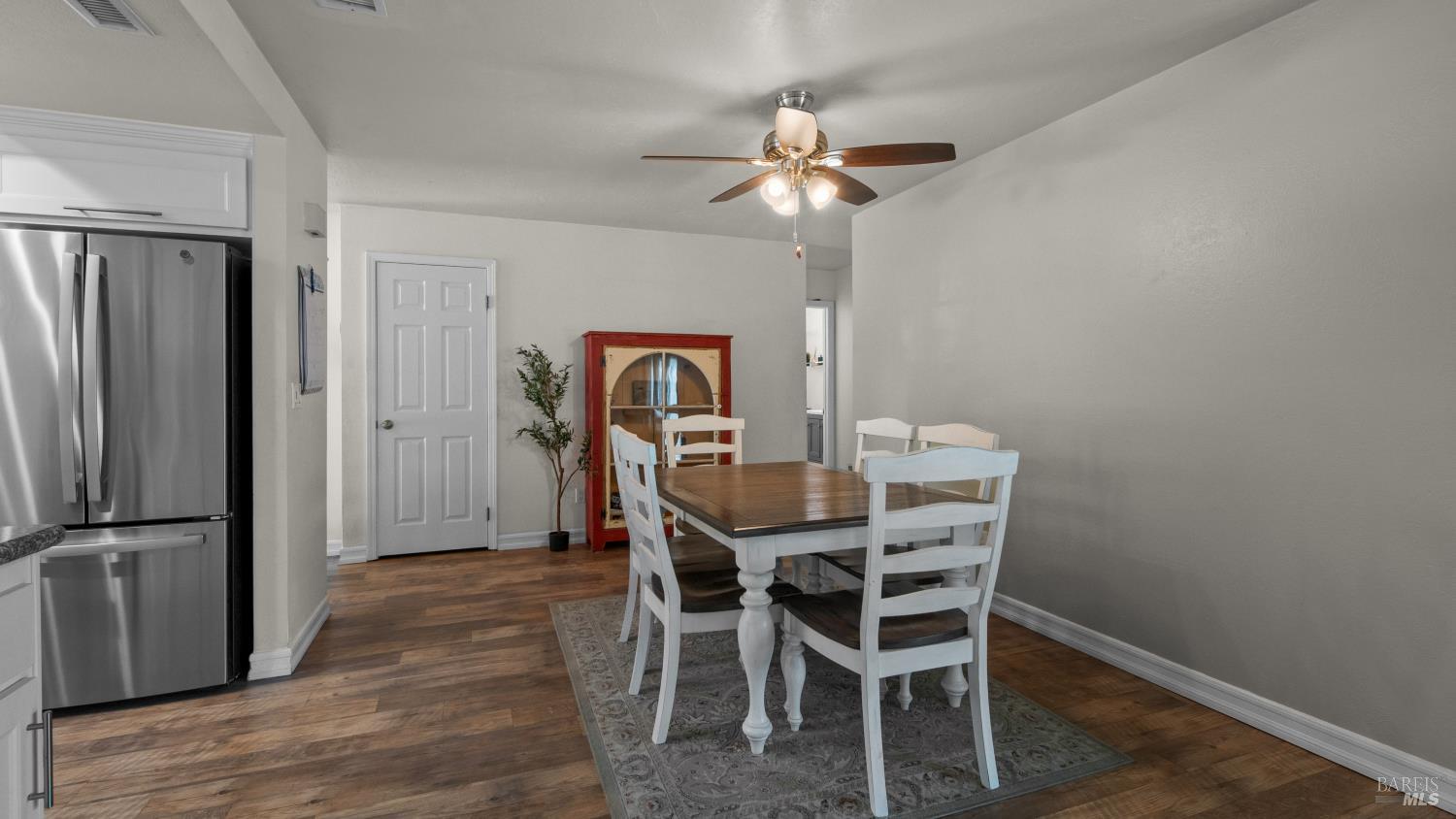 185 Midvale Drive Vacaville CA 95687