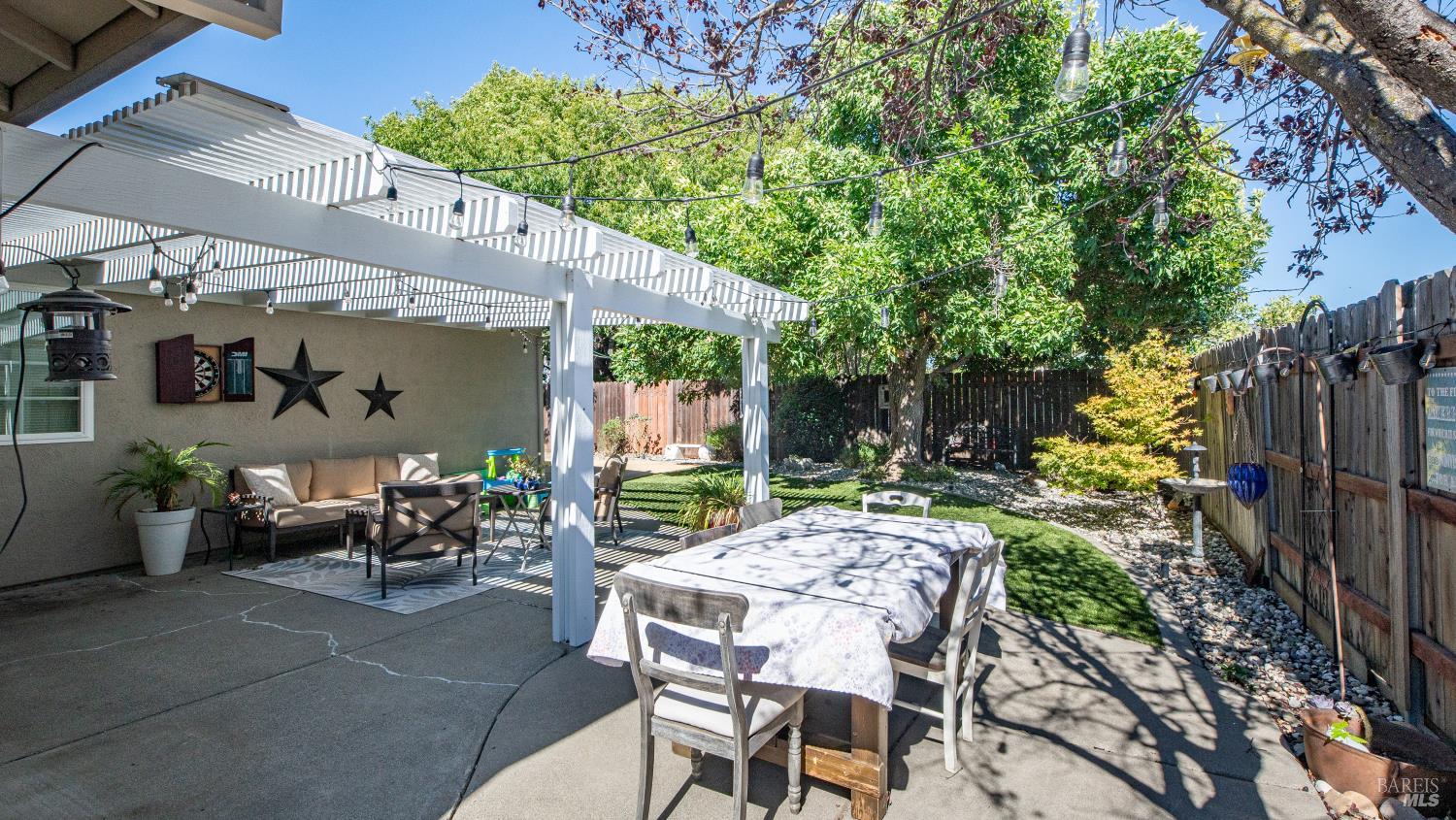 185 Midvale Drive Vacaville CA 95687