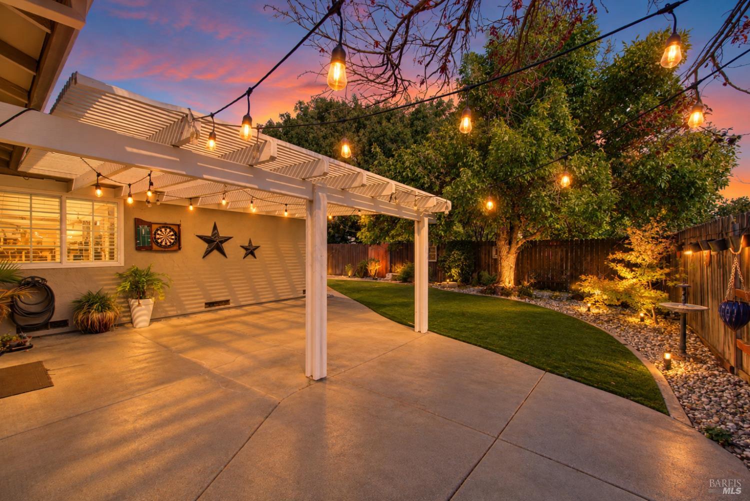 185 Midvale Drive Vacaville CA 95687