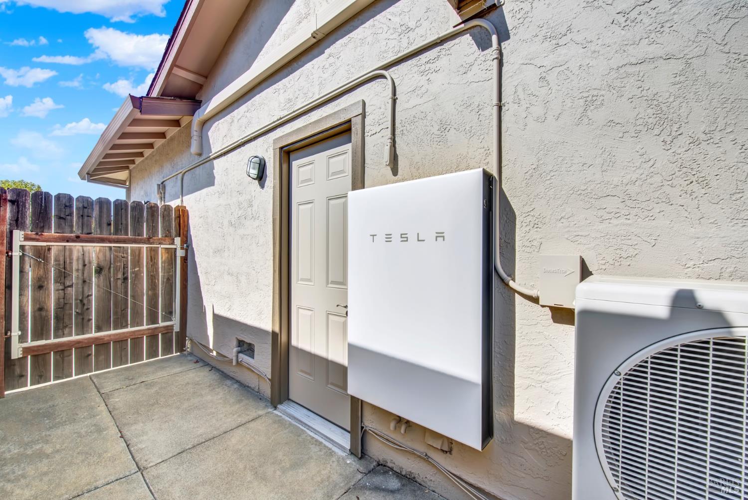 185 Midvale Drive Vacaville CA 95687