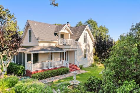3949 Vine Hill Road Sebastopol CA 95472