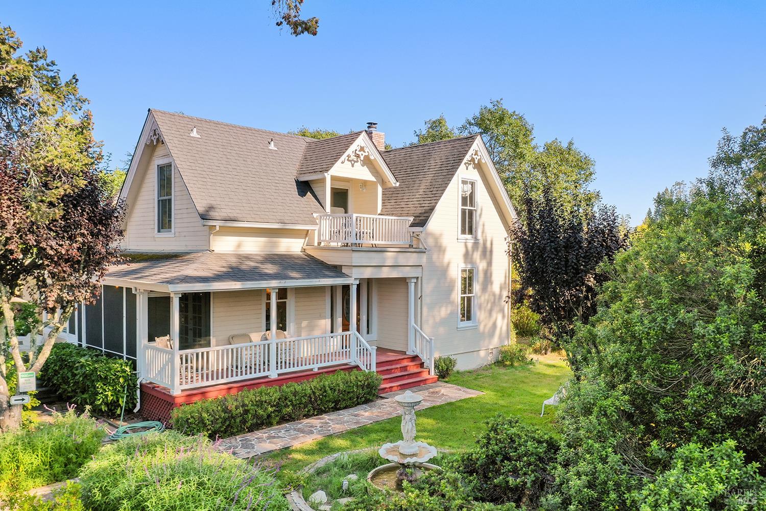 3949 Vine Hill Road Sebastopol CA 95472