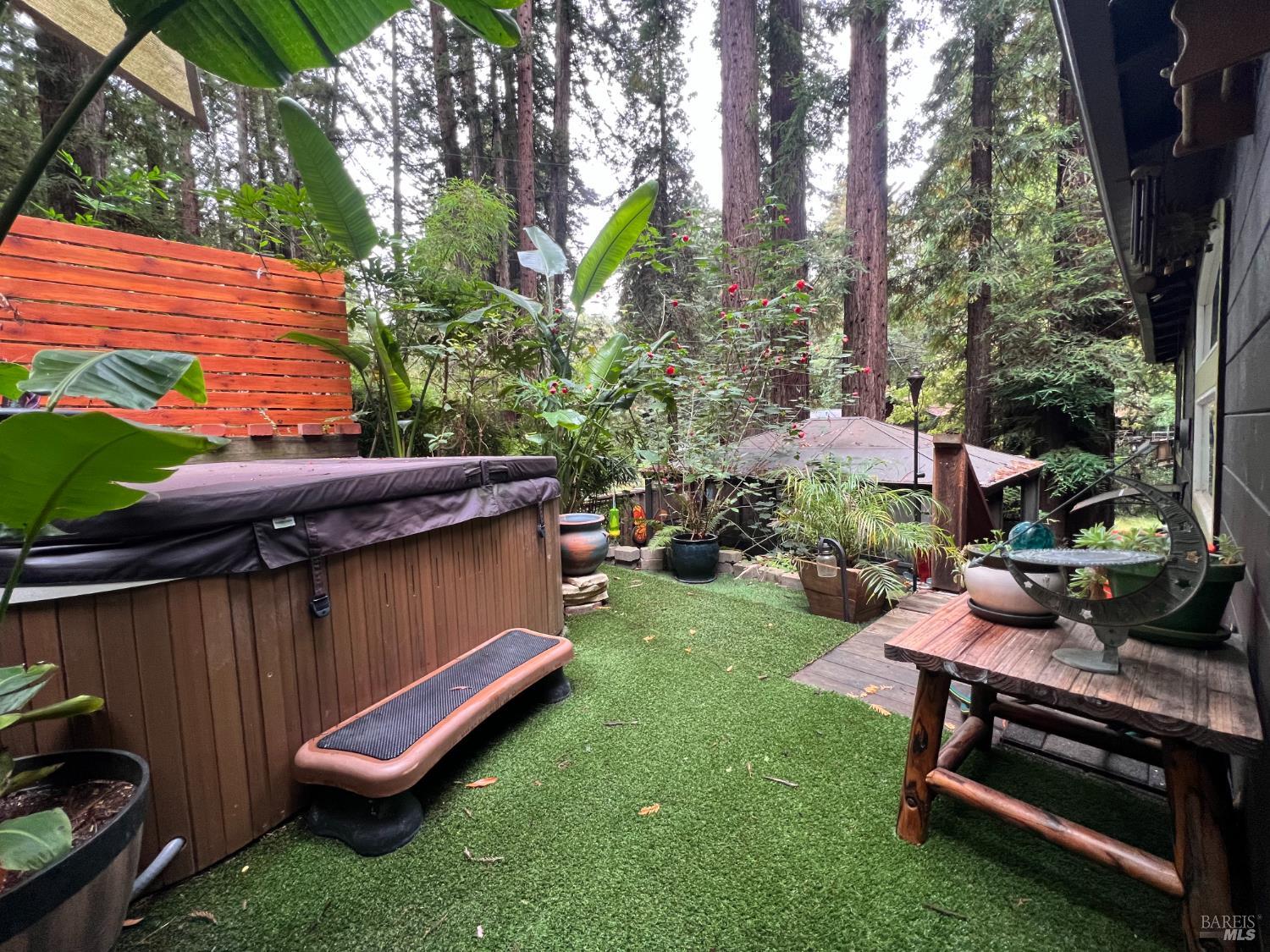 14592 Canyon 1 Road Guerneville CA 95446