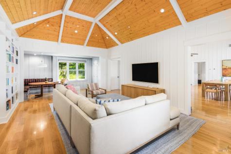 5561 Sonoma Mountain Road Santa Rosa CA 95404