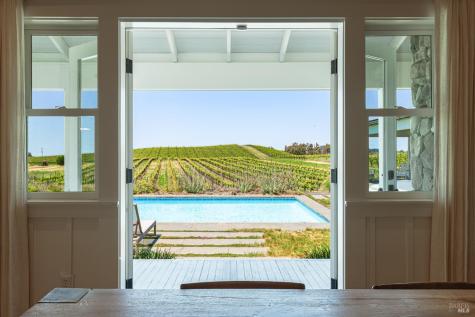 5561 Sonoma Mountain Road Santa Rosa CA 95404