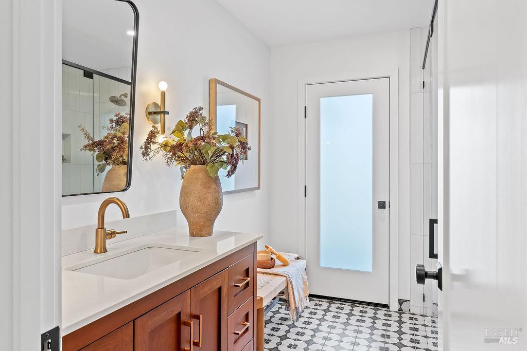 10934 Eastside Road Healdsburg CA 95448