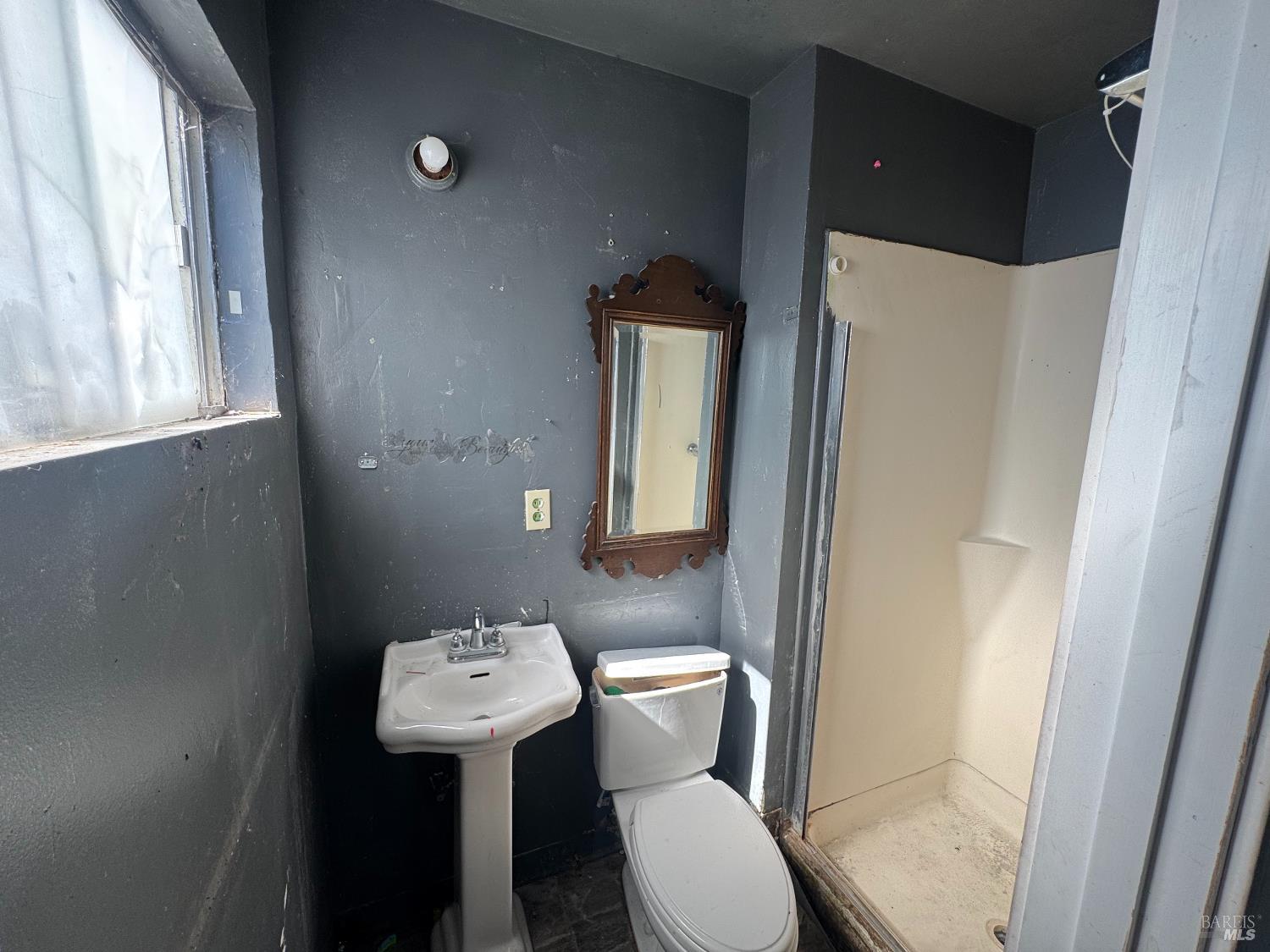 7534 Adrian Drive Rohnert Park CA 94928