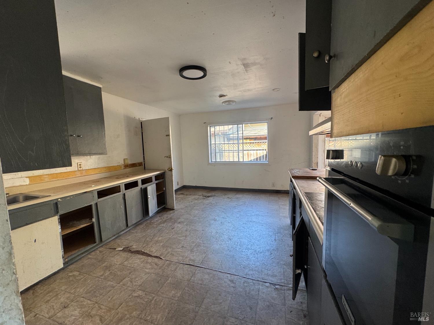 7534 Adrian Drive Rohnert Park CA 94928