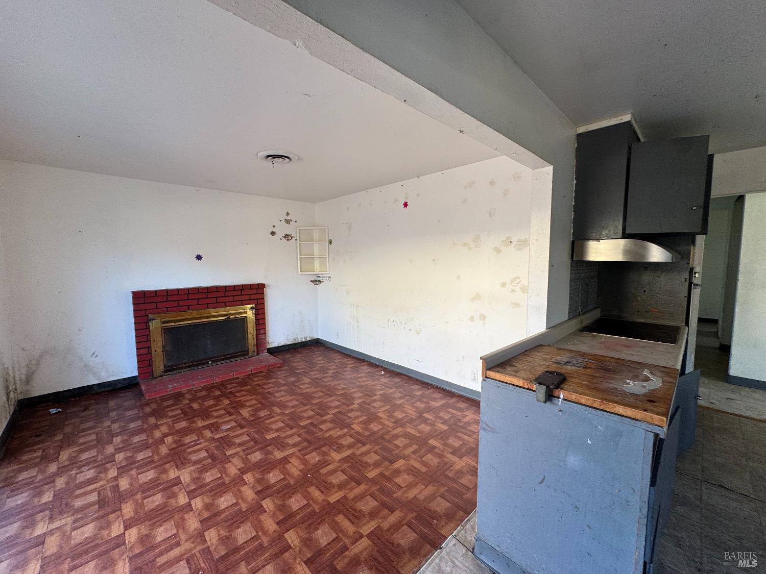 7534 Adrian Drive Rohnert Park CA 94928