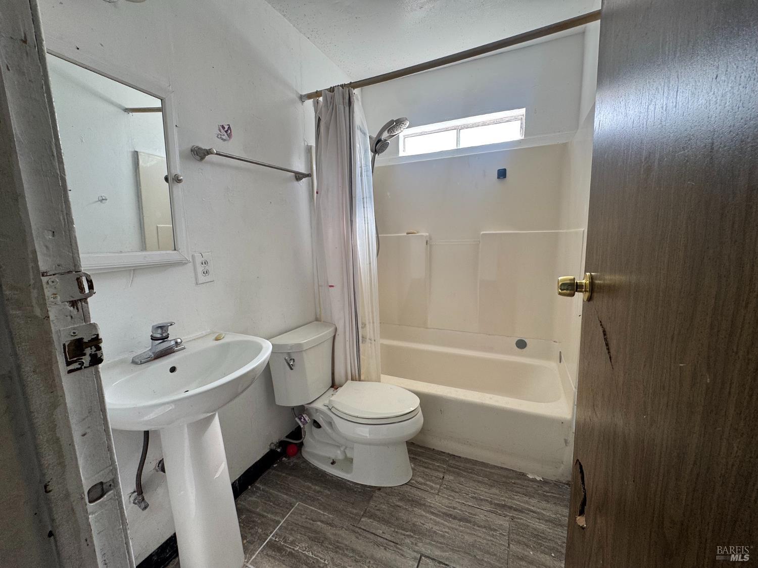7534 Adrian Drive Rohnert Park CA 94928