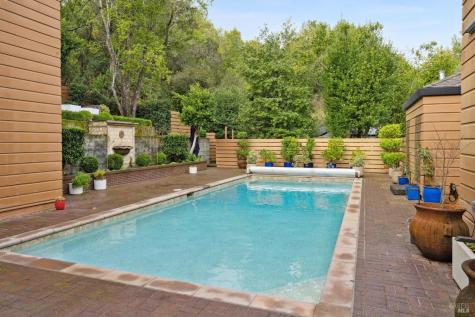 33 Pacheco Creek Drive Novato CA 94949