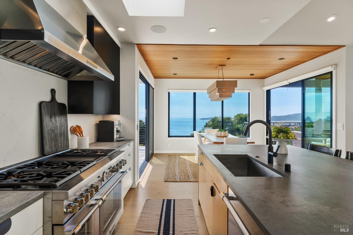 6976 Panoramic Highway Stinson Beach CA 94970