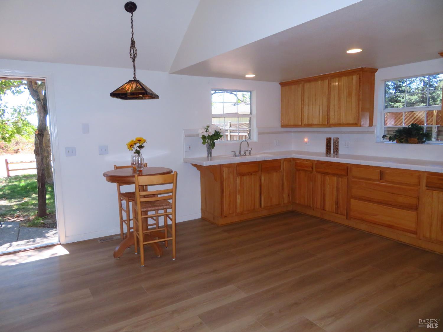 1640 Sanders Road Windsor CA 95492