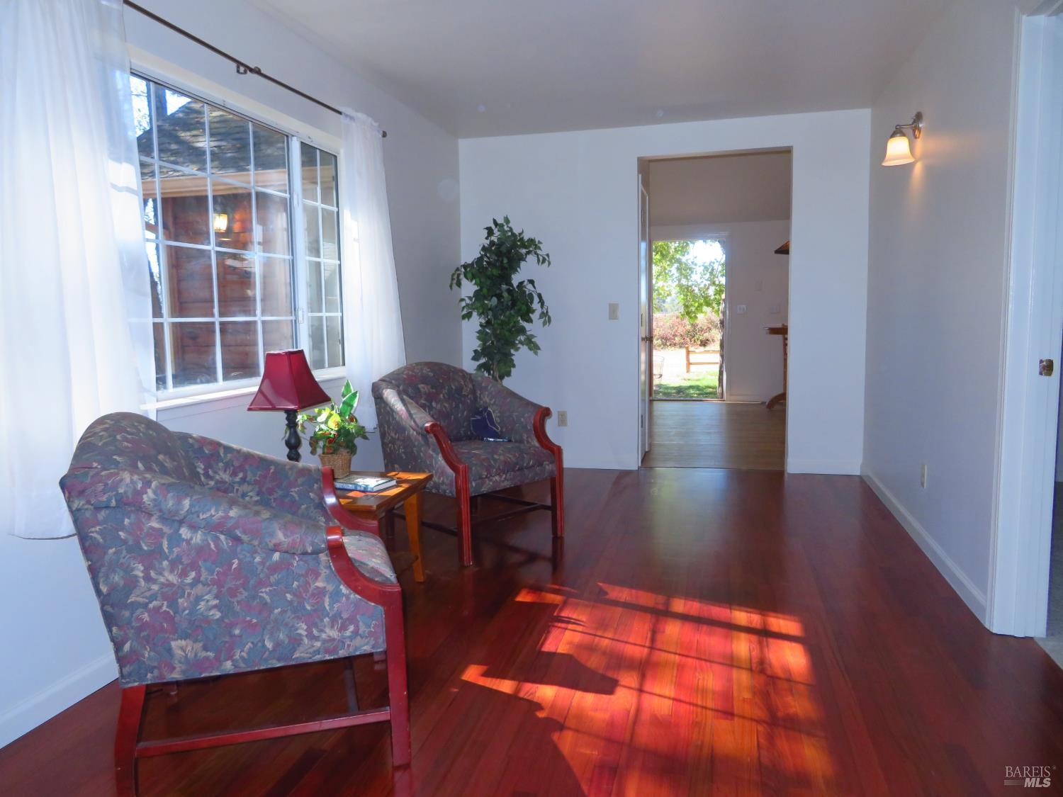 1640 Sanders Road Windsor CA 95492