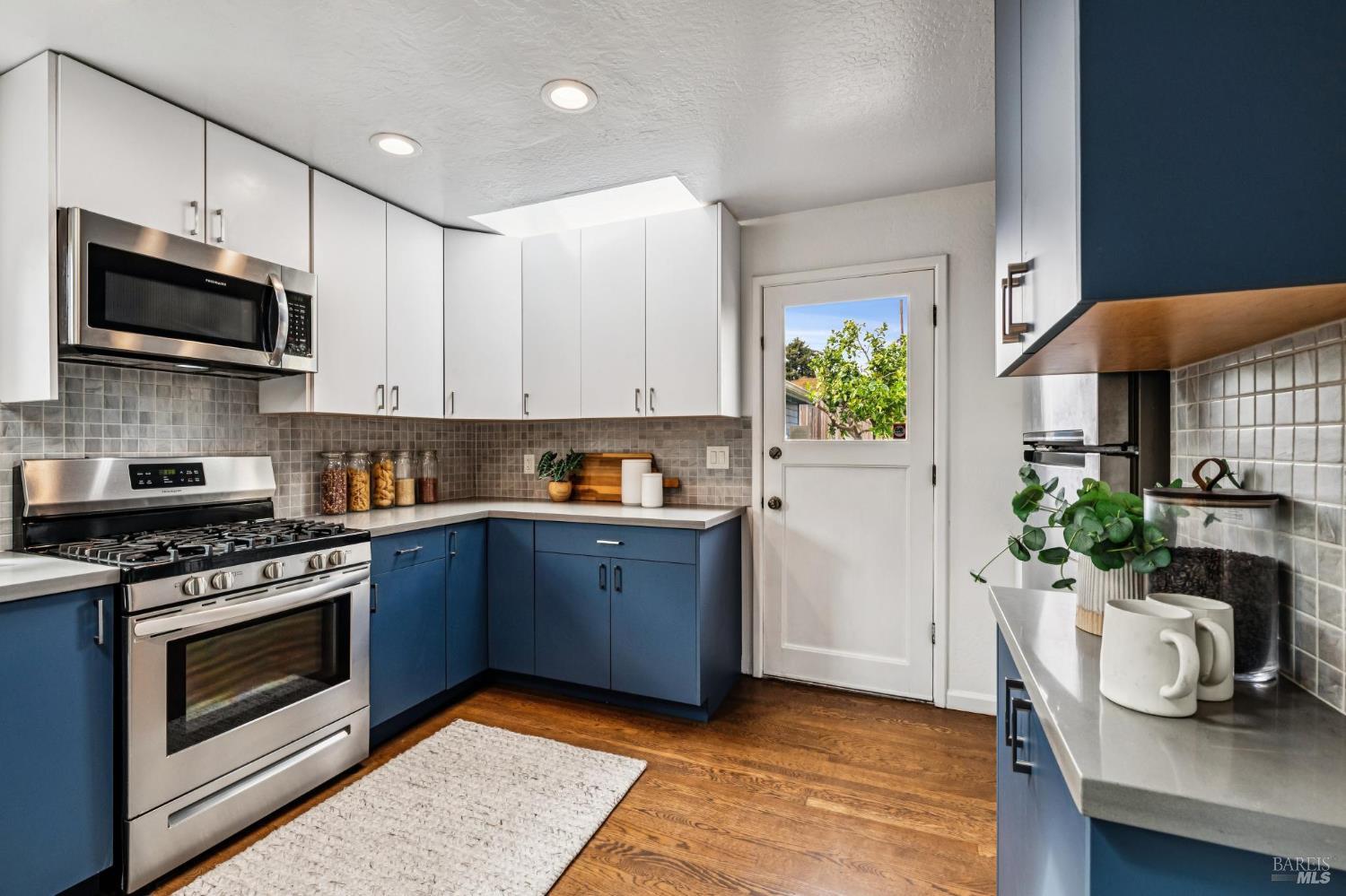 382 43rd Street Oakland CA 94609