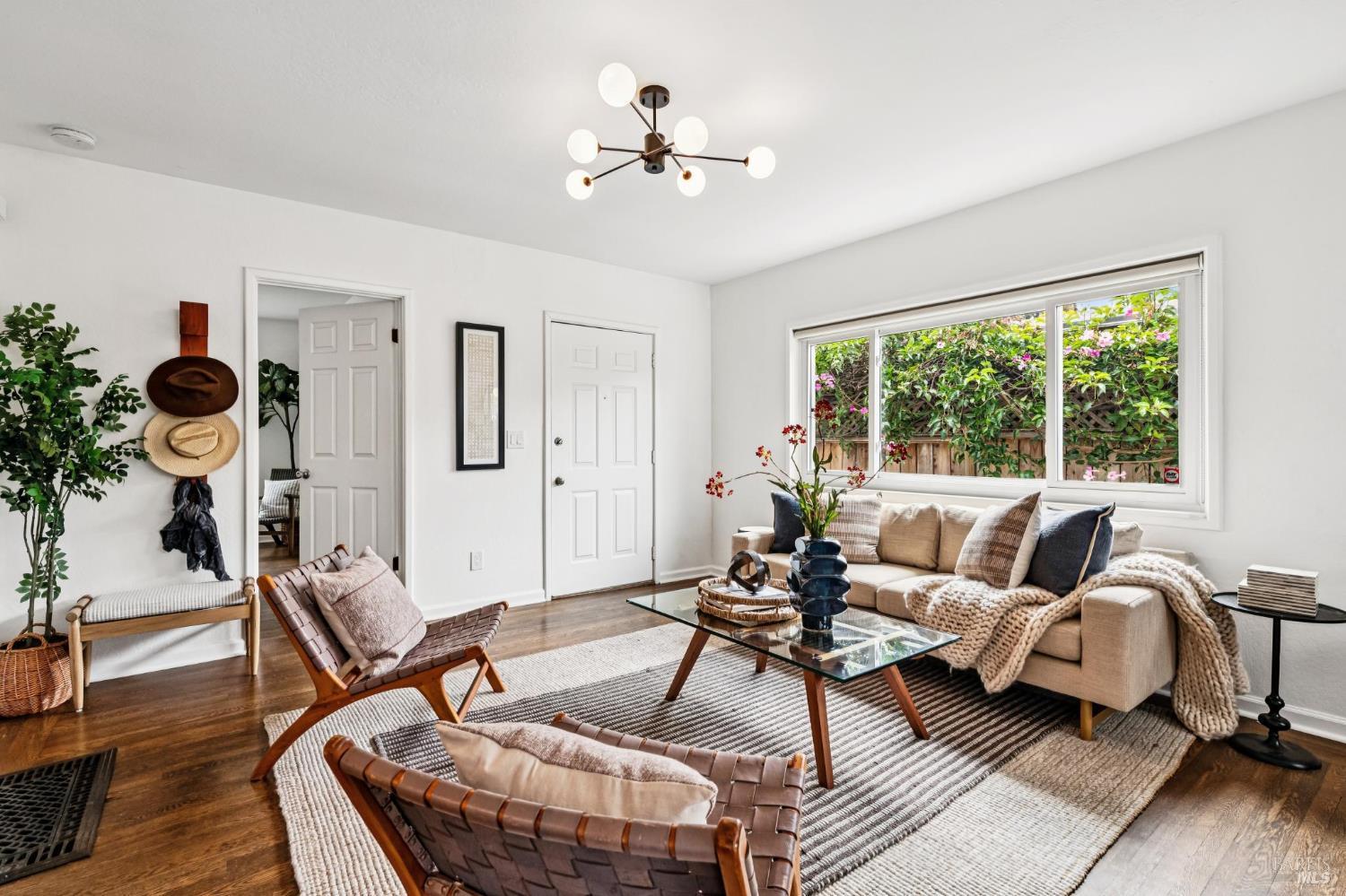 382 43rd Street Oakland CA 94609