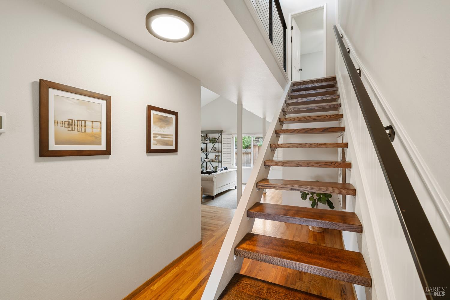 1041 Banbury Court Napa CA 94558