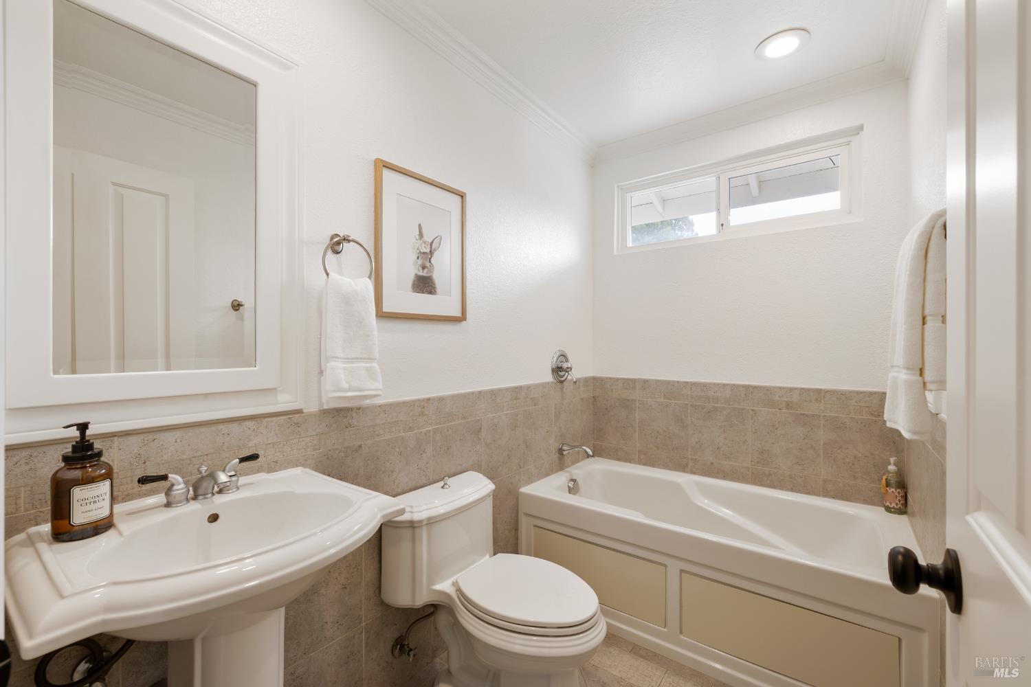 1041 Banbury Court Napa CA 94558