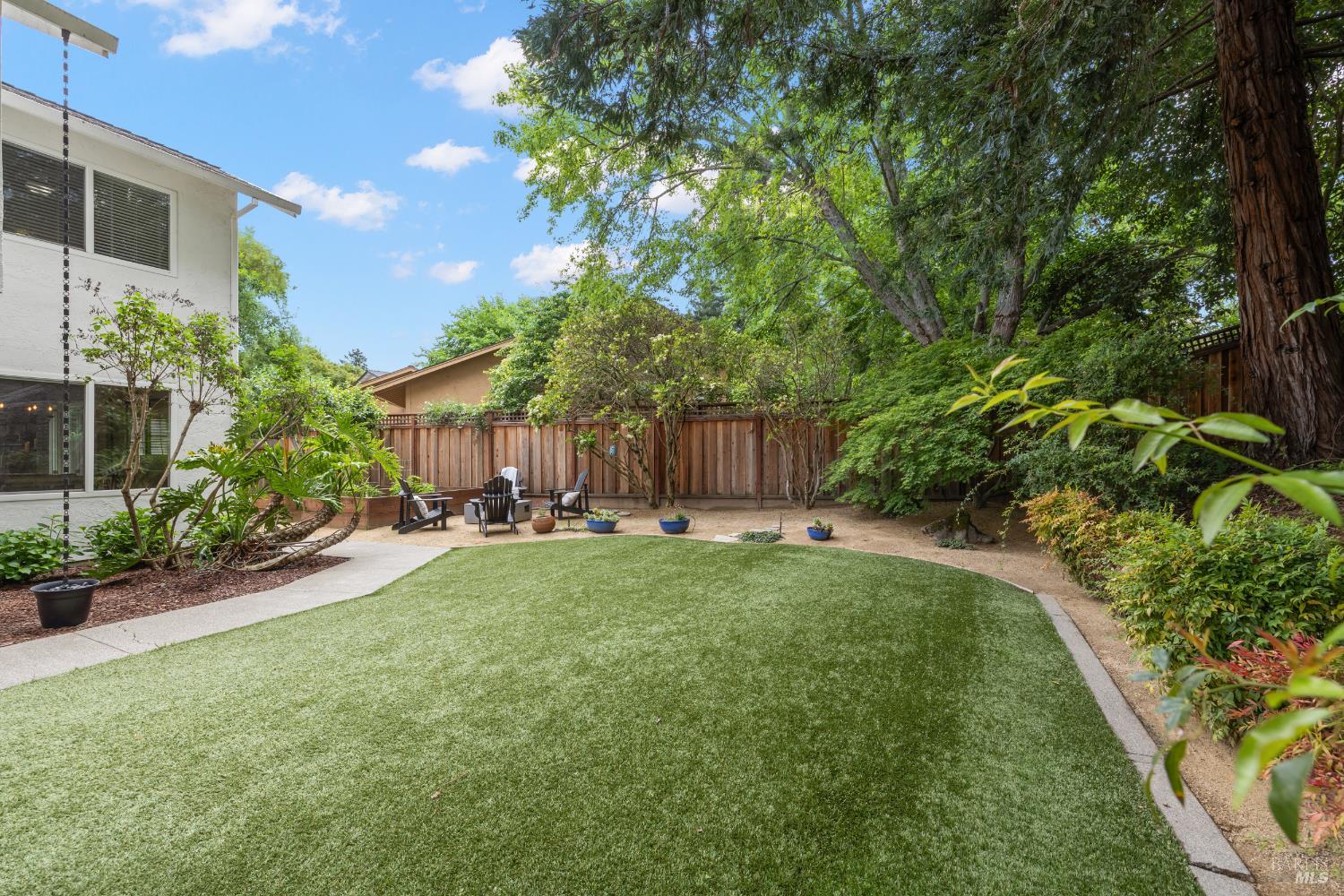 1041 Banbury Court Napa CA 94558