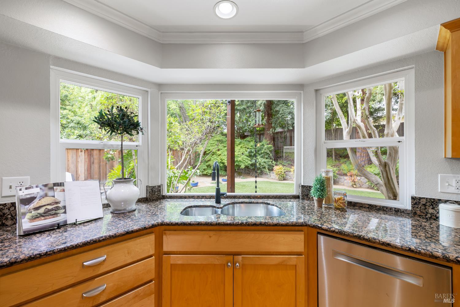 1041 Banbury Court Napa CA 94558