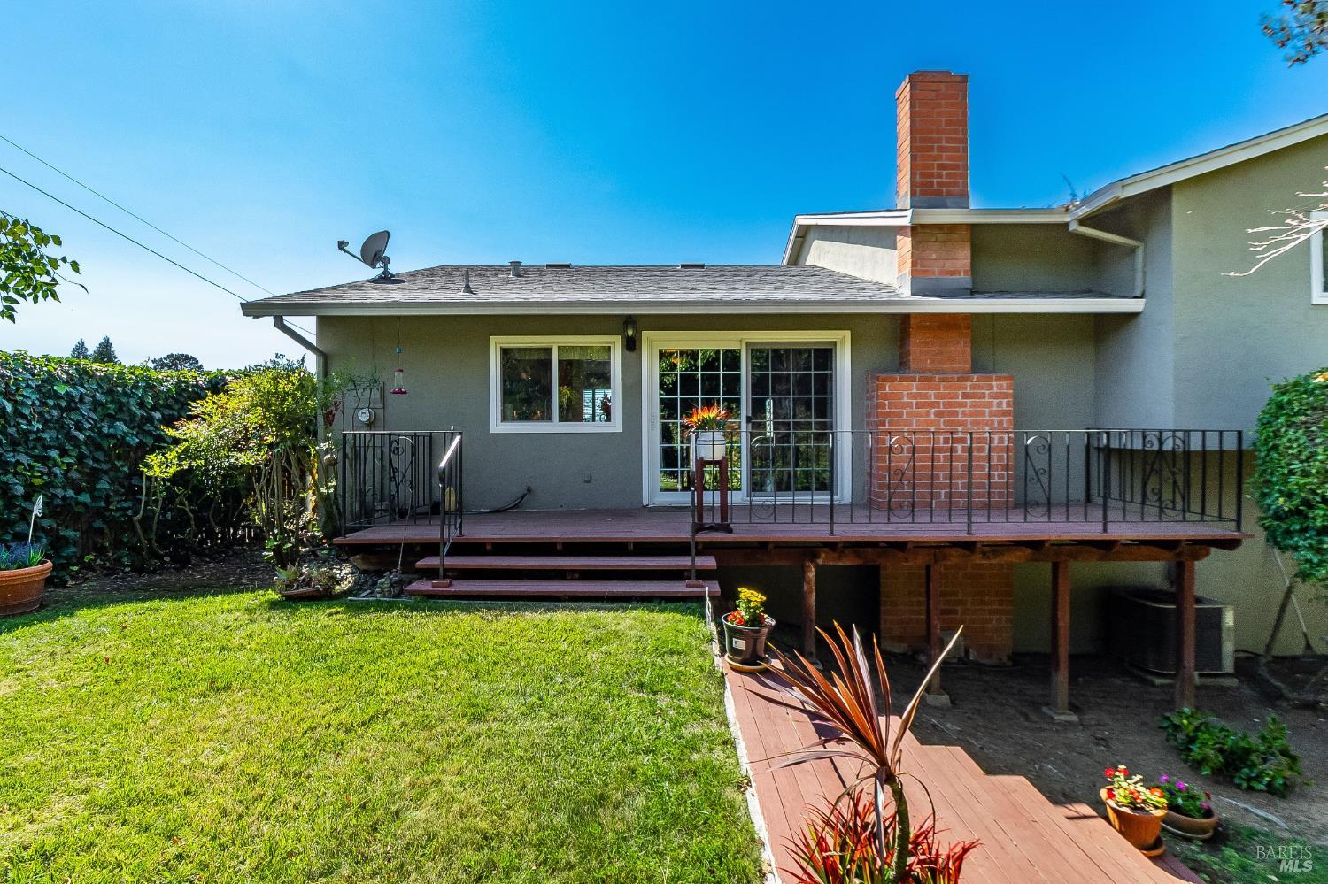 131 White Chapel Drive Benicia CA 94510