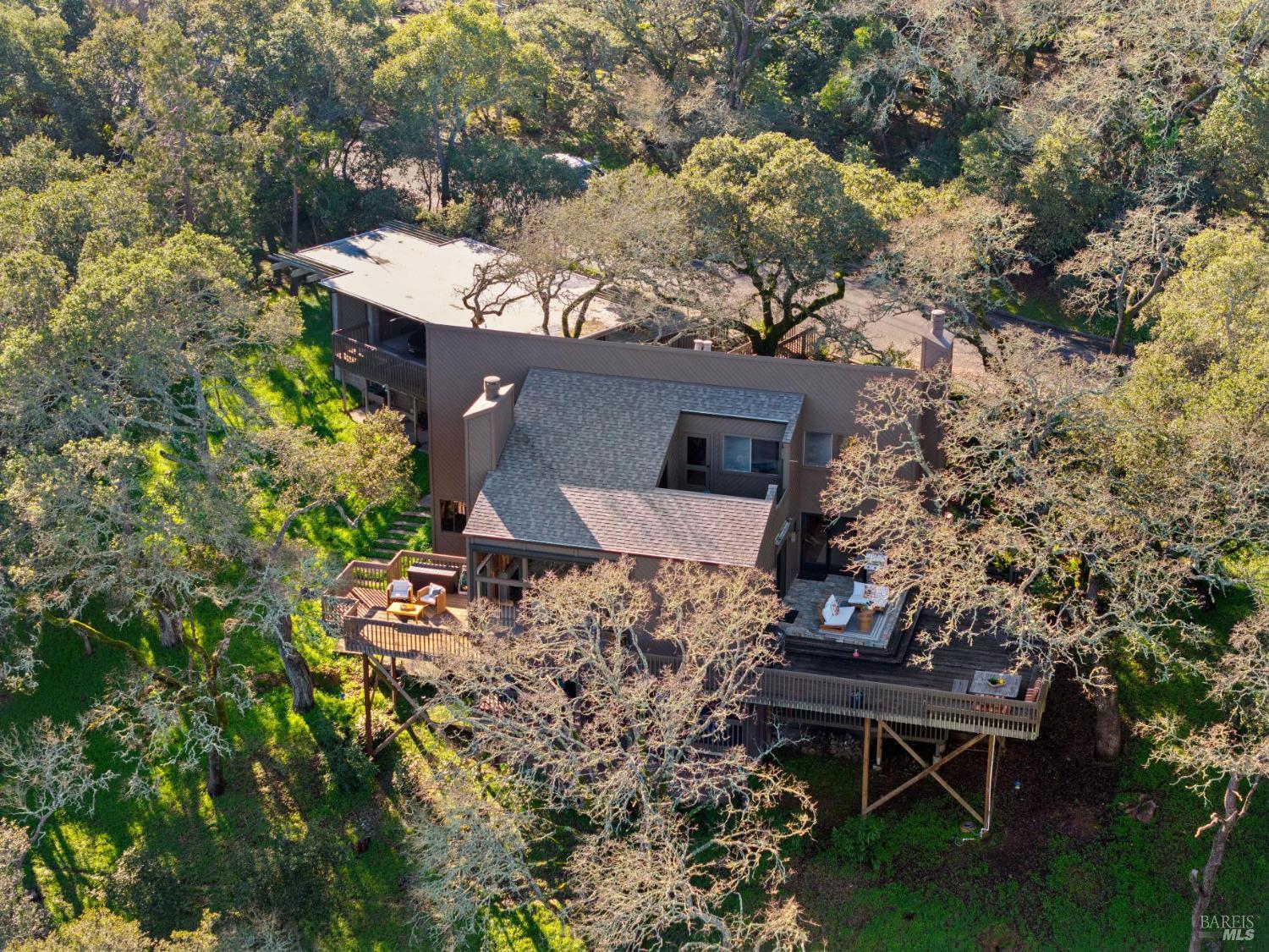 14 Oak Grove Way Napa CA 94559