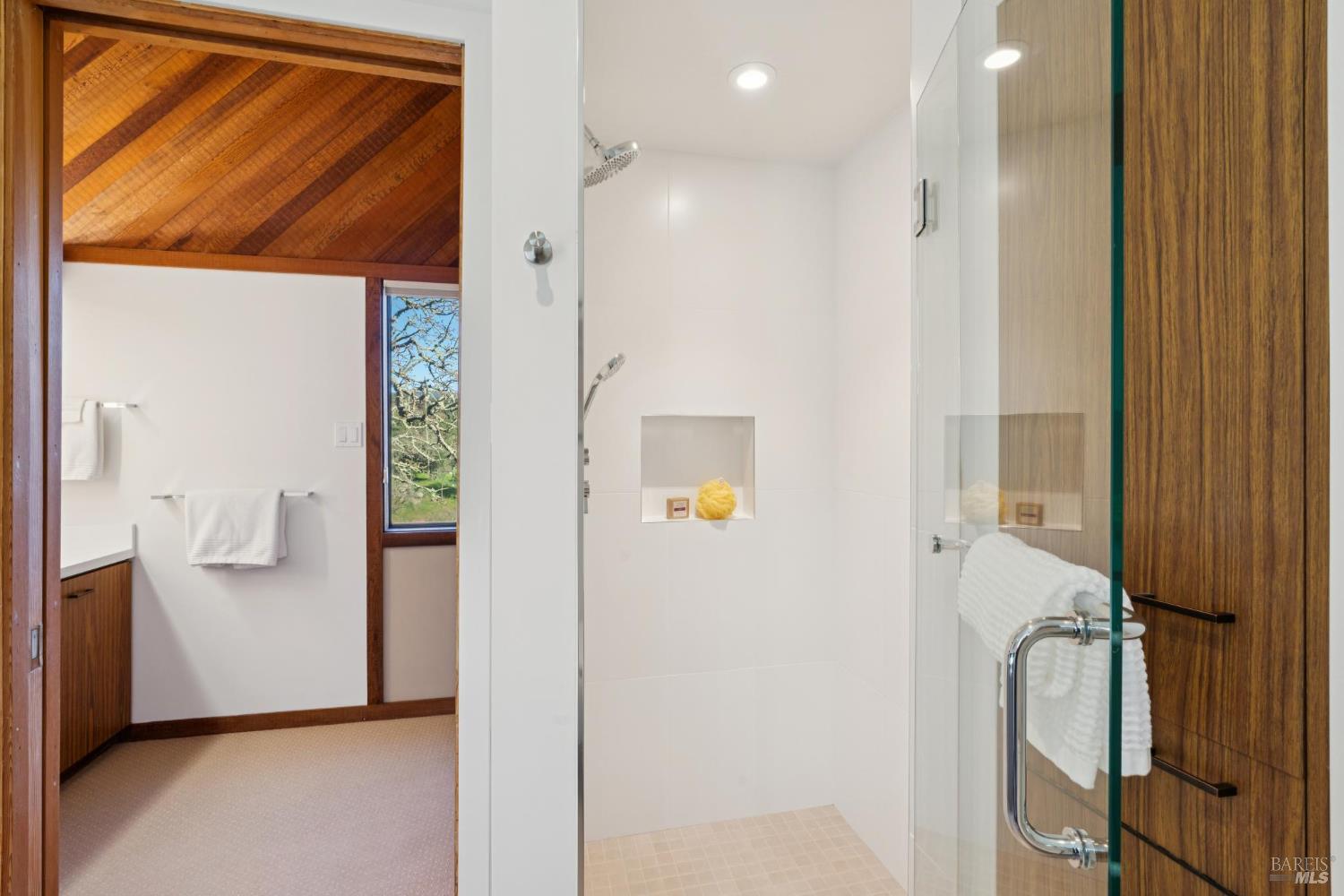 14 Oak Grove Way Napa CA 94559