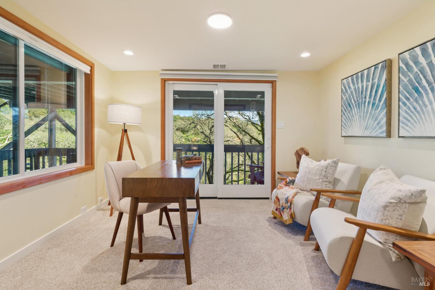 14 Oak Grove Way Napa CA 94559