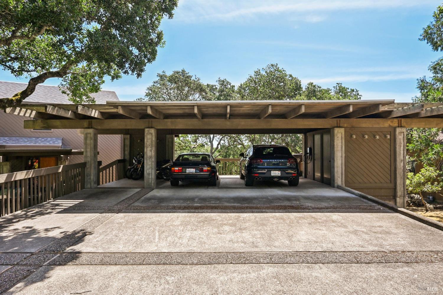 14 Oak Grove Way Napa CA 94559