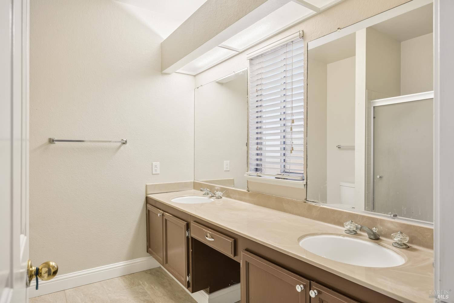 370 Engell Court Suisun City CA 94585