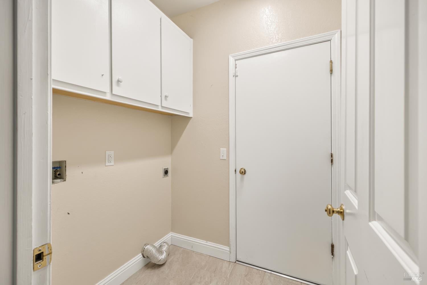 370 Engell Court Suisun City CA 94585
