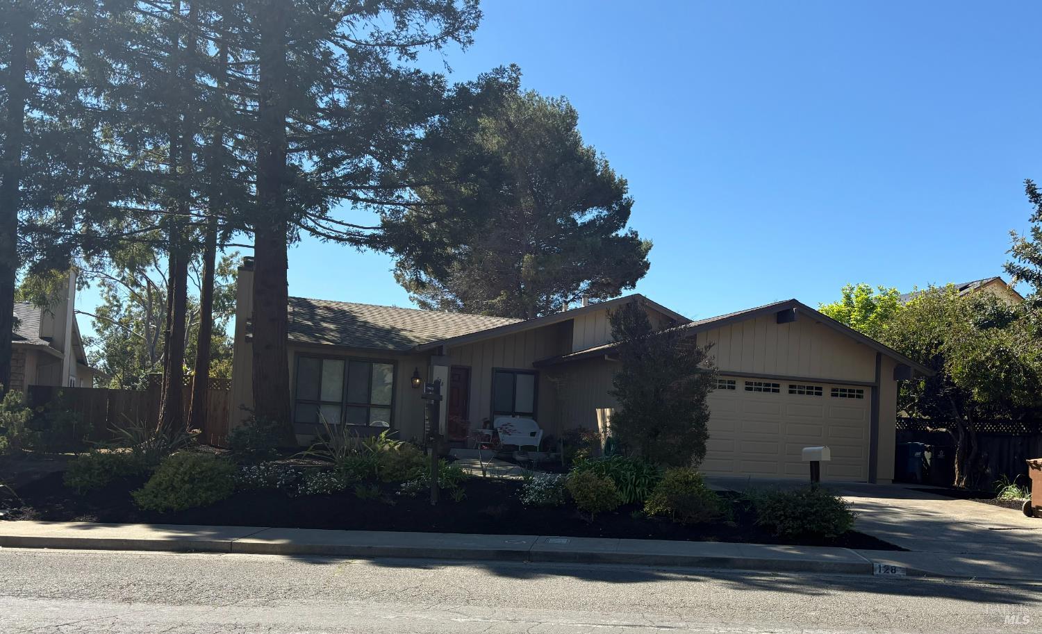 128 W Seaview Drive Benicia CA 94510