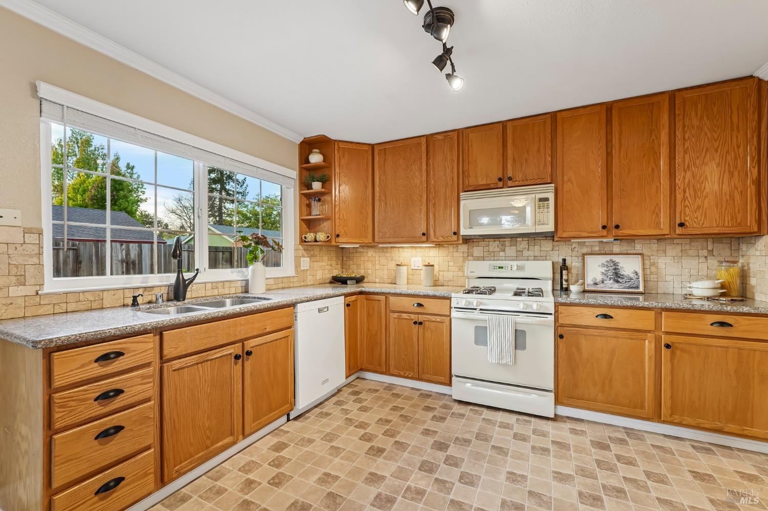 8799 Lancaster Drive Rohnert Park CA 94928