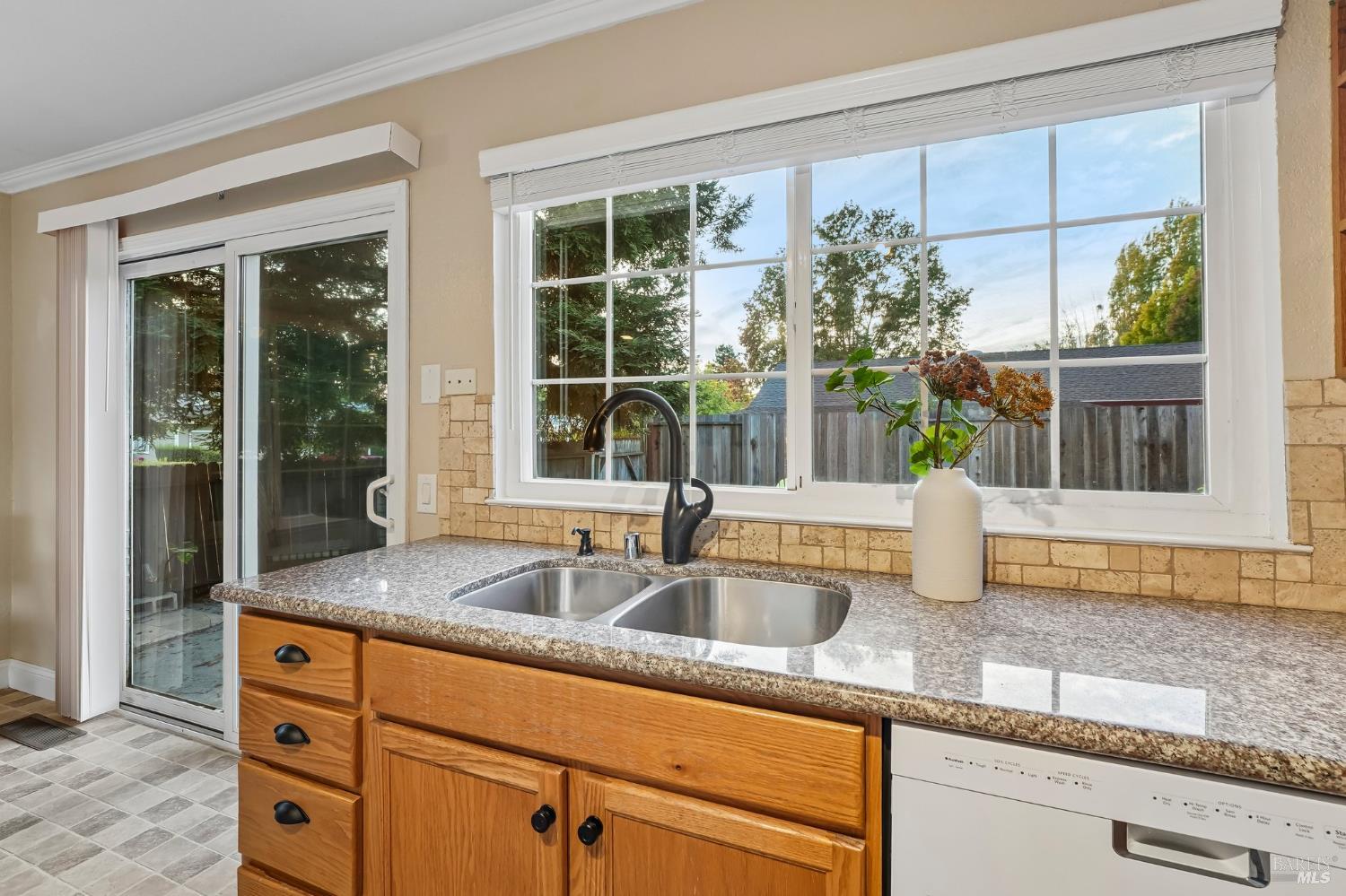 8799 Lancaster Drive Rohnert Park CA 94928