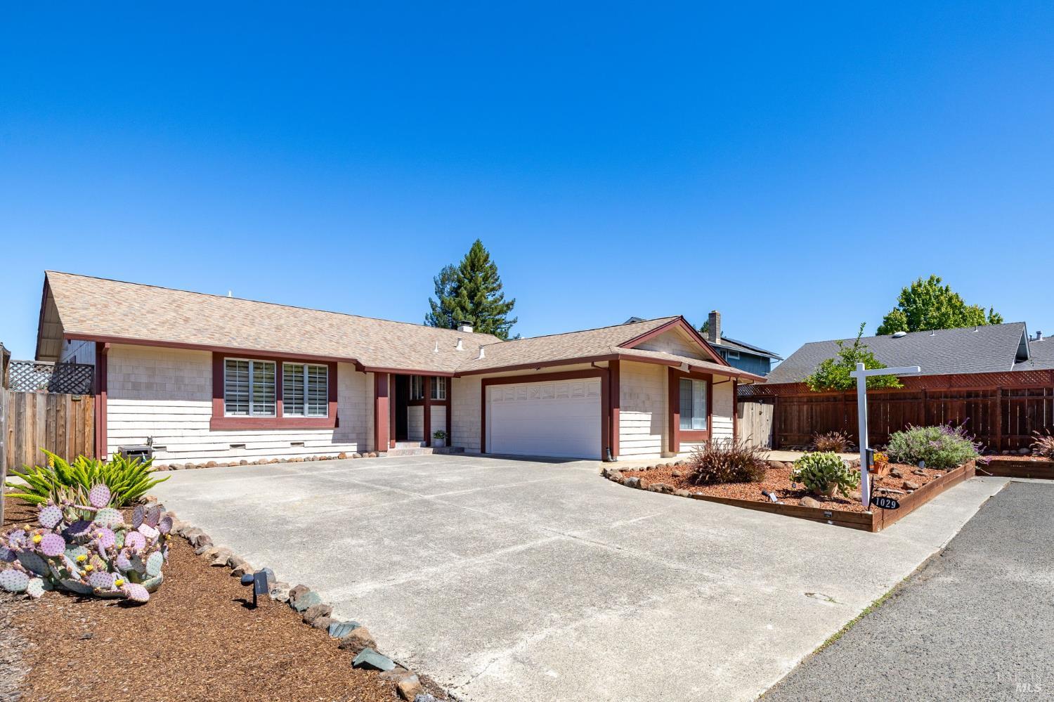 1029 Ely Boulevard S Petaluma CA 94954