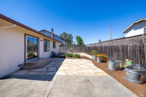 1029 Ely Boulevard S Petaluma CA 94954