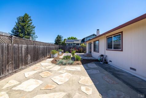 1029 Ely Boulevard S Petaluma CA 94954