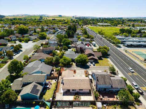 1029 Ely Boulevard S Petaluma CA 94954
