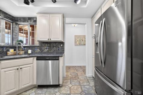 1029 Ely Boulevard S Petaluma CA 94954