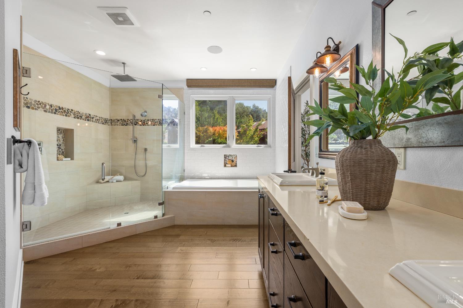 1889 Riebli Road Santa Rosa CA 95404