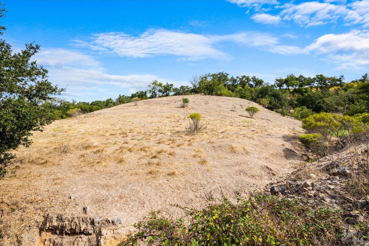 1889 Riebli Road Santa Rosa CA 95404