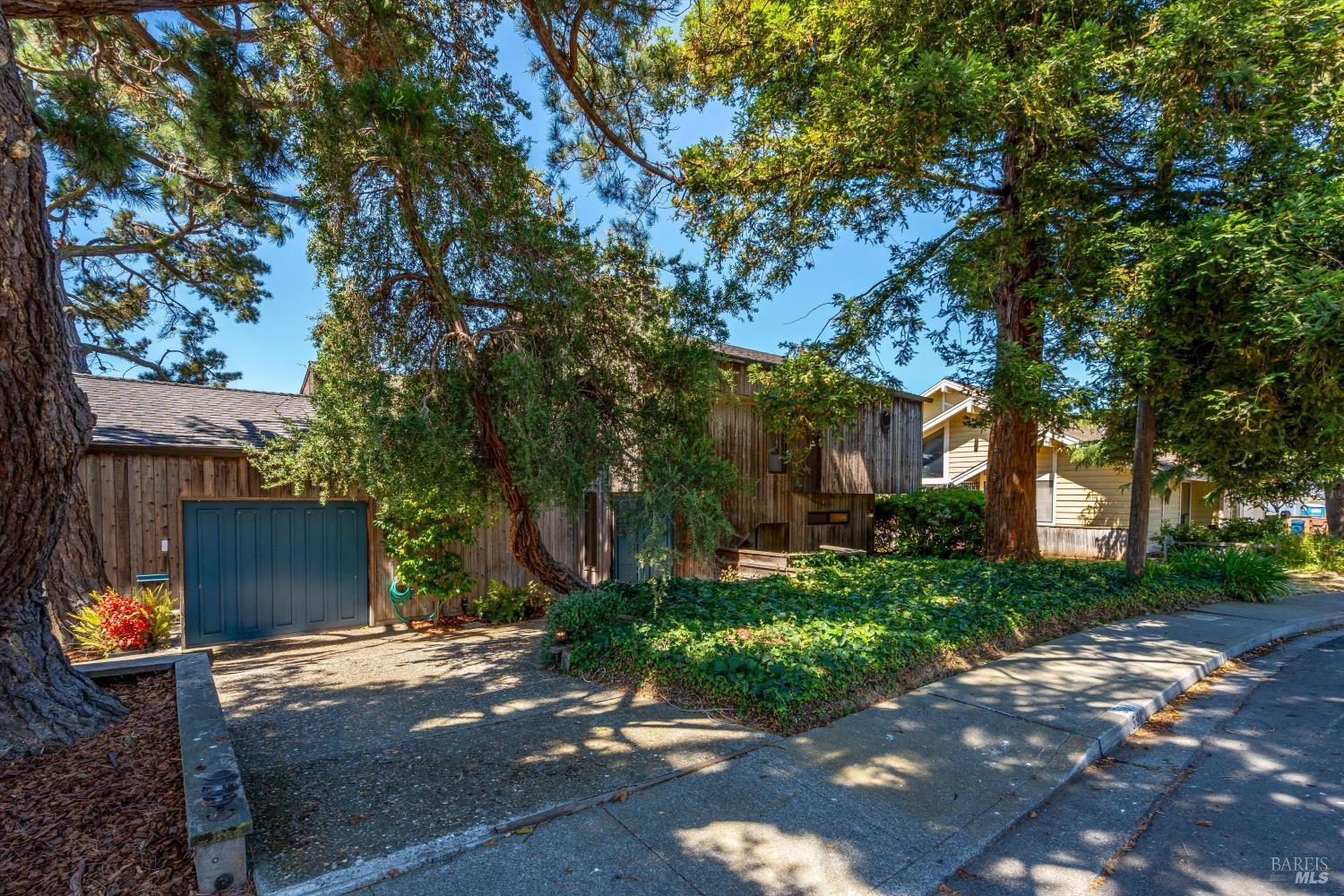 598 Cove Way Benicia CA 94510
