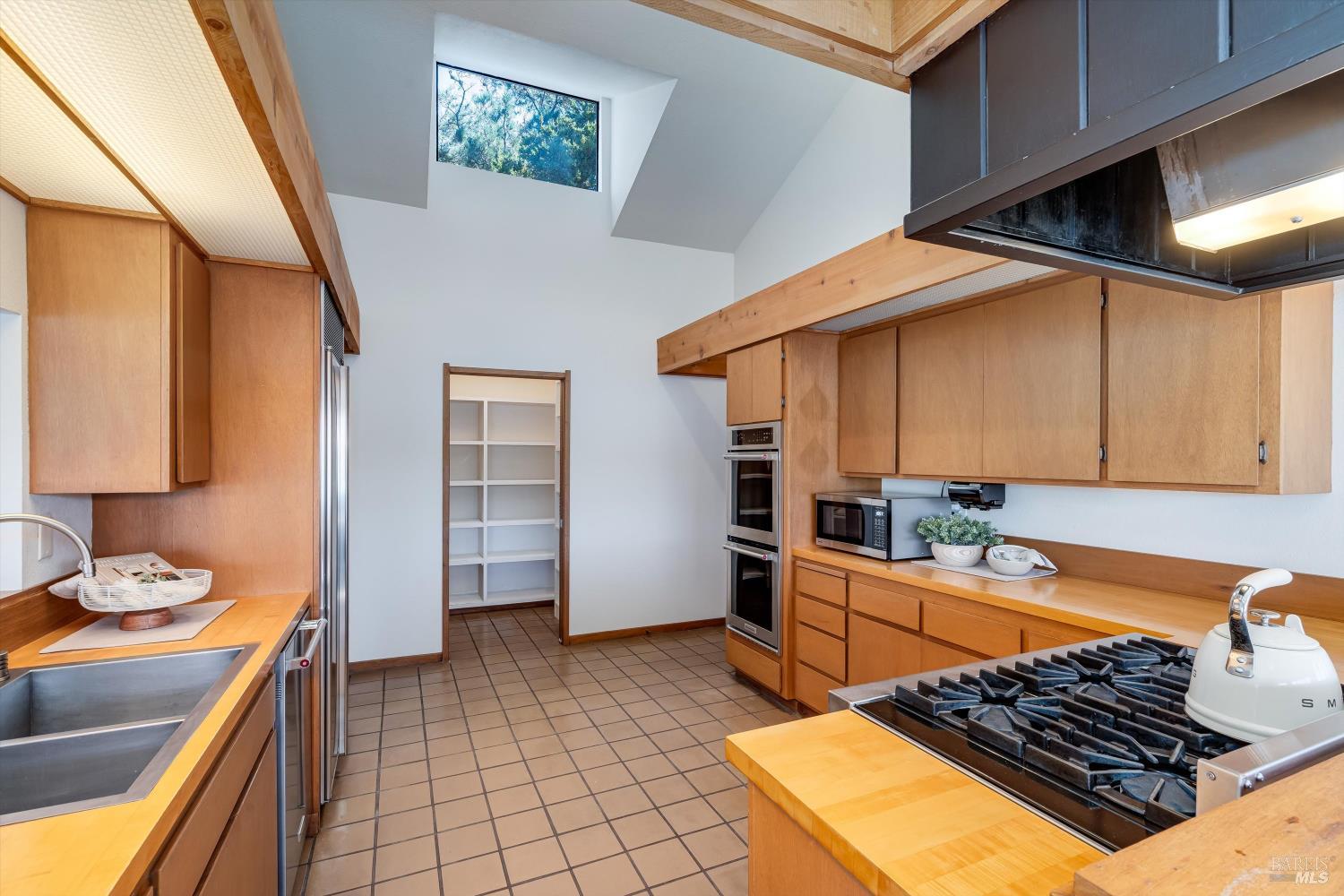 598 Cove Way Benicia CA 94510