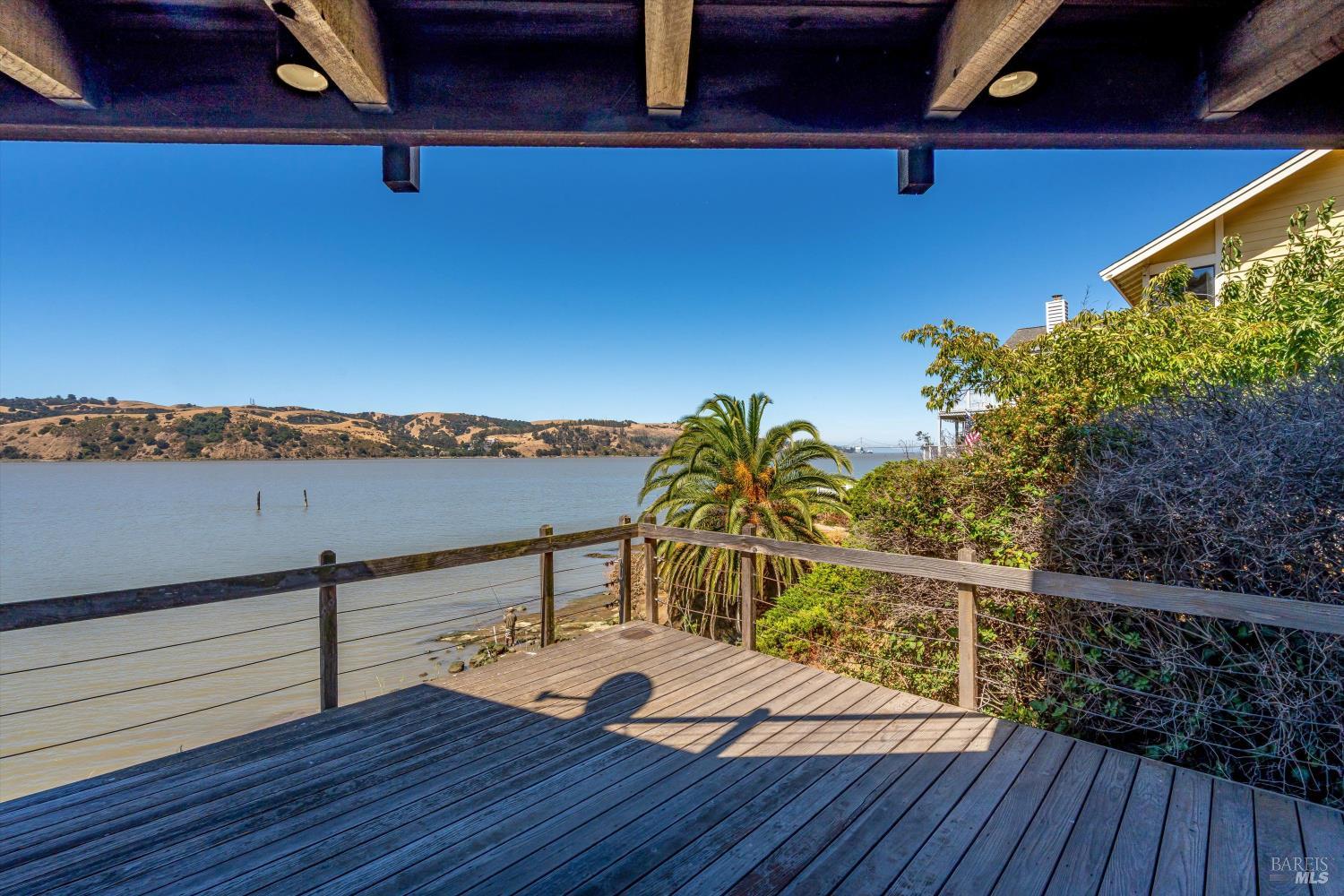 598 Cove Way Benicia CA 94510