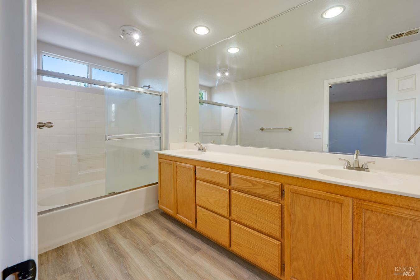 308 Ranch House Drive Cloverdale CA 95425